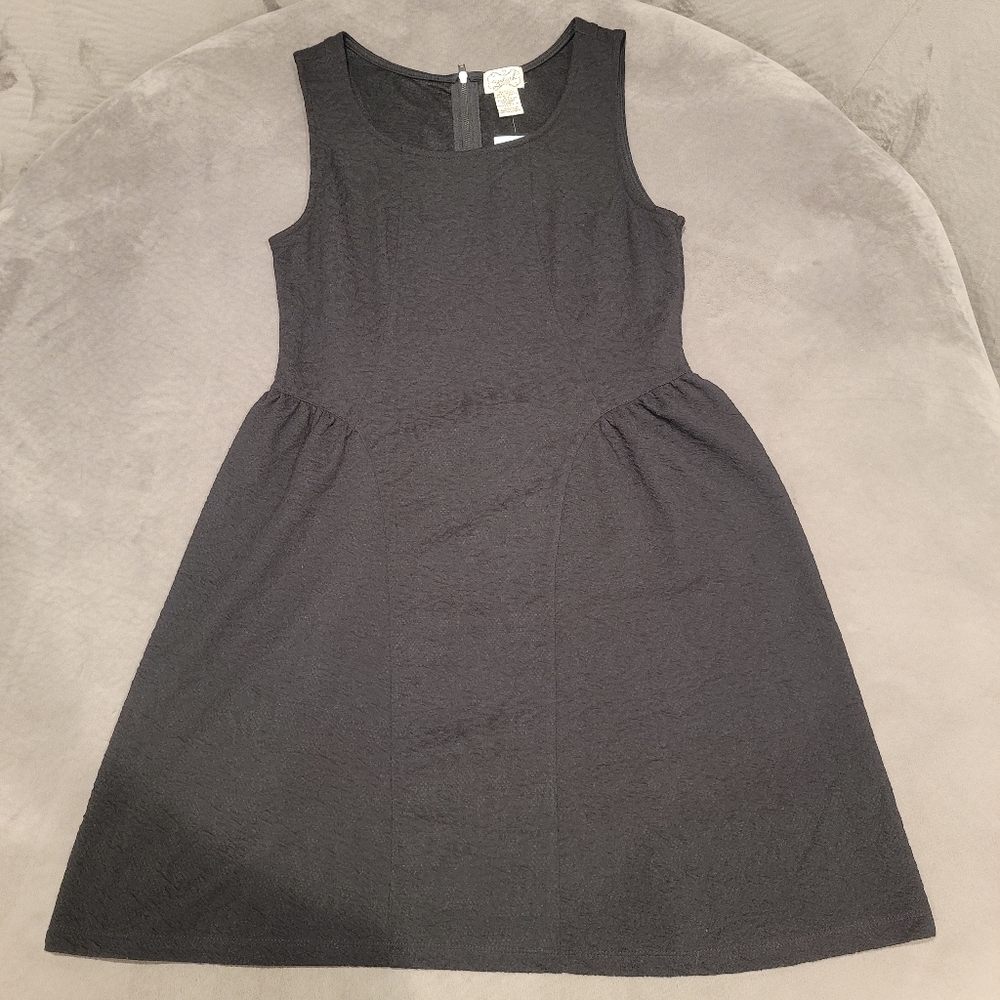 Black Dress with lace like pattern & back zipper Size L